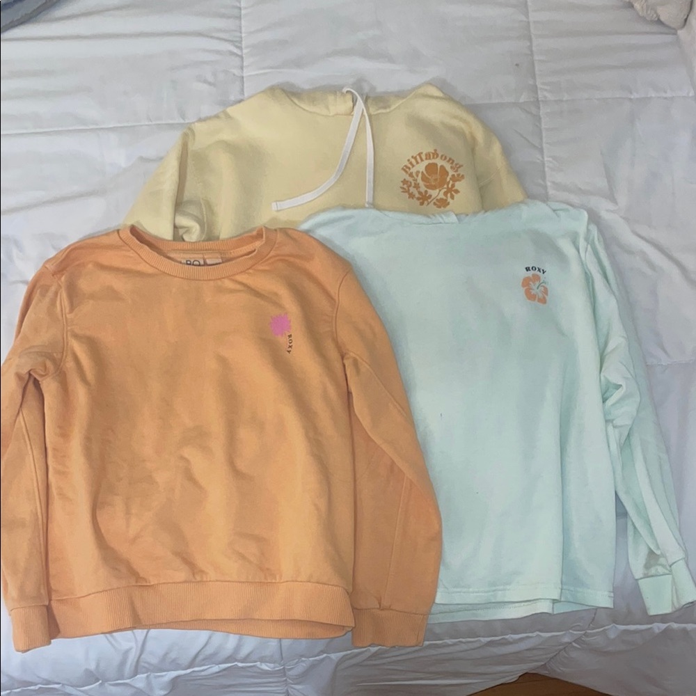 Girls Roxy and Billabong beach sweatshirt pack